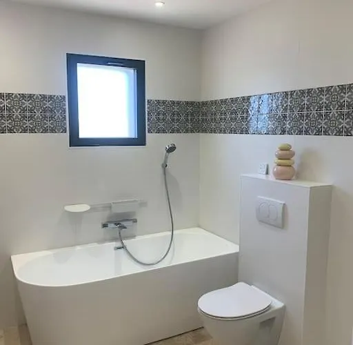 Villa Vue Et Piscine Privee *