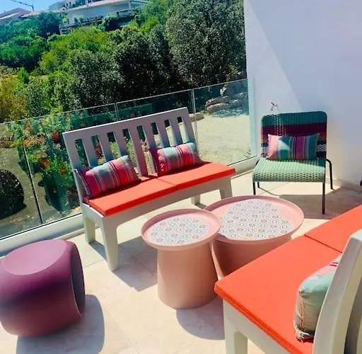 Villa Vue Et Piscine Privee *