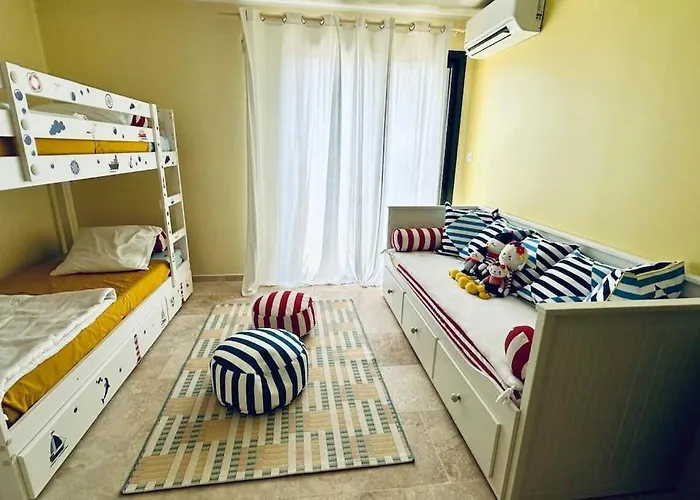 Vue Et Piscine Privee * סארי סולנזארה